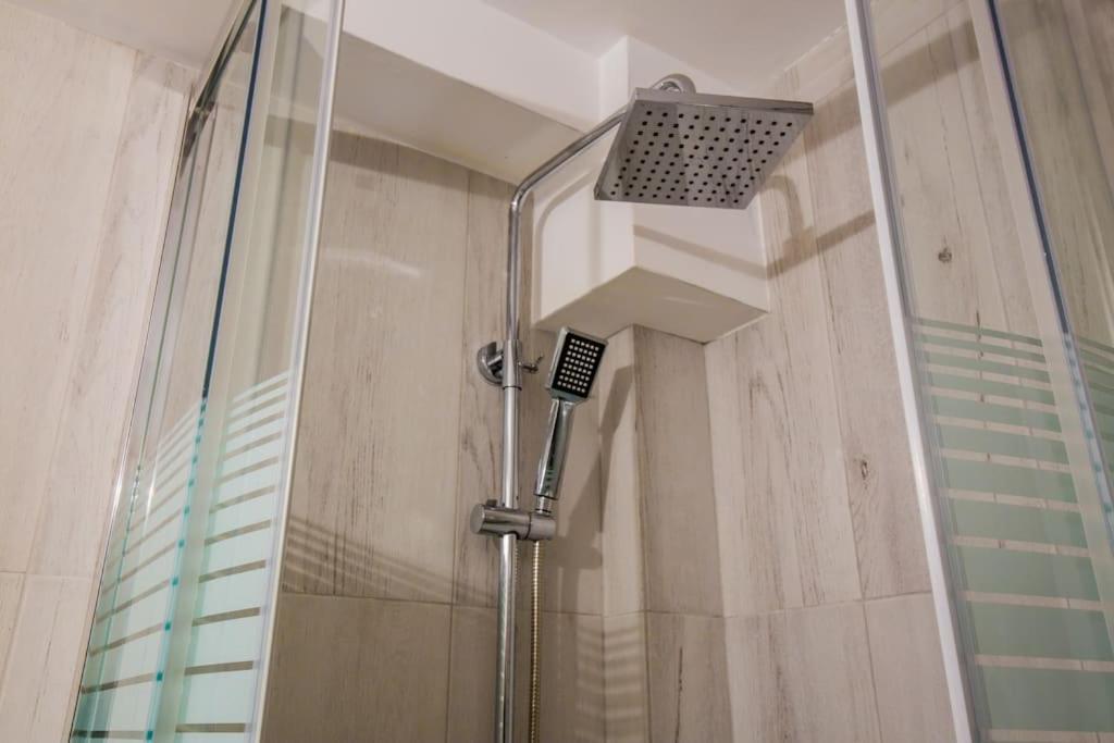 2 Bedrooms Apartment Close To Metro Dafni In เอเธนส์ ภายนอก รูปภาพ